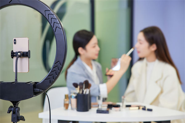 營銷咨詢公司的全球化服務(wù)如何助企業(yè)開拓國際市場？
