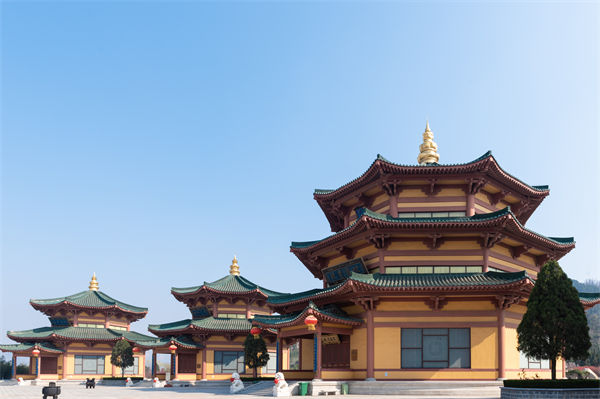 煙臺企業(yè)戰(zhàn)略模糊難落地？戰(zhàn)略咨詢公司如何精準錨定增長賽道？